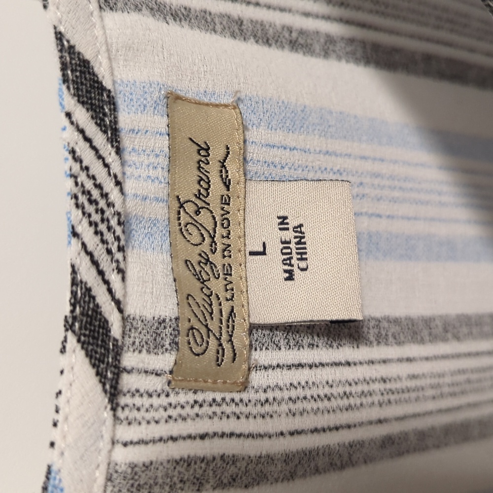 Striped Cold Shoulder Top - Picture 5 of 7